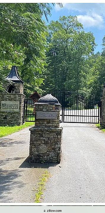 2nd image of 75 Outback Trl