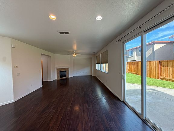 5th image of 2429 Flatley Cir