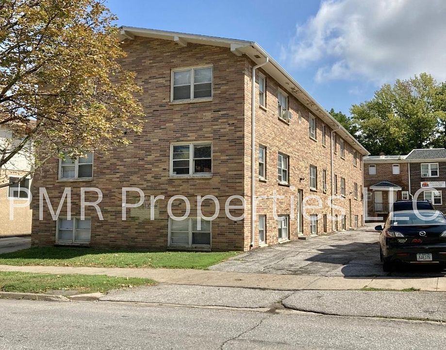 1st image of 217 S 1st St APT 2