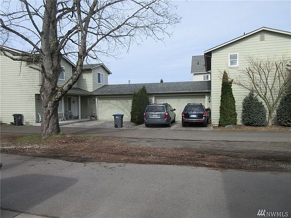 2nd image of 1051 Alder St