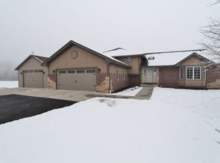 3670 Tiffany Ln, Morris, IL 60450