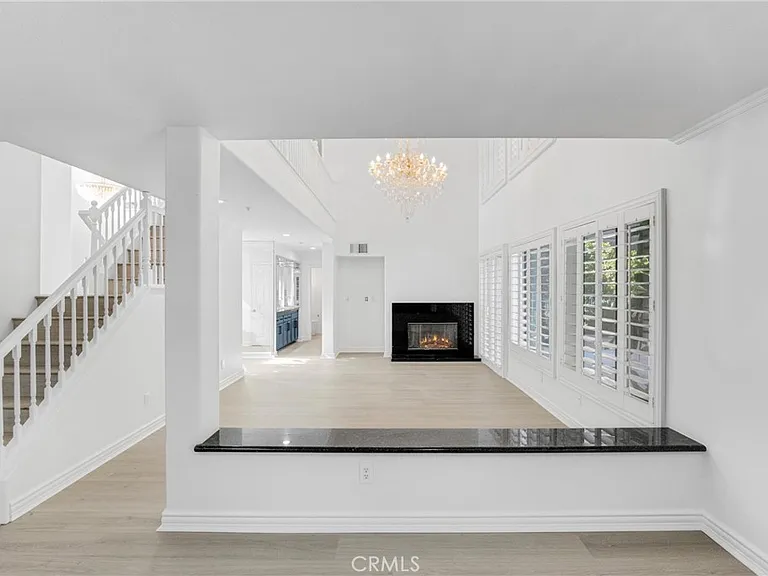 20871 Betron St — Photo 10