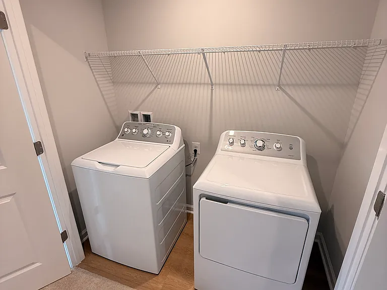 65 Laurin St — Photo 19
