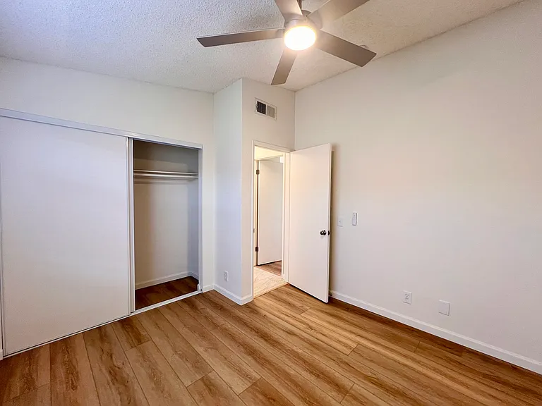 4617 Hamilton St #4 — Photo 19