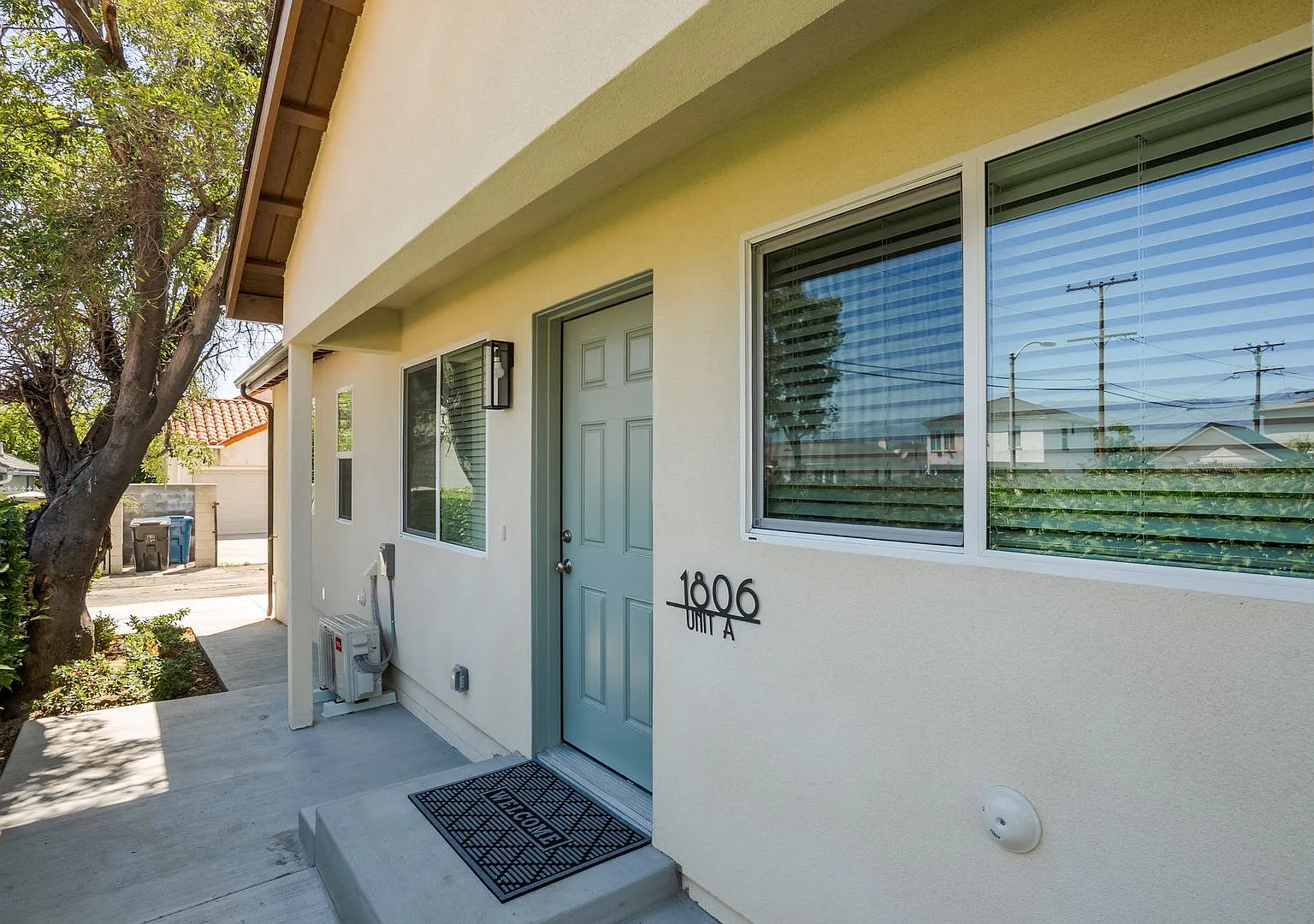 2 Bed | 2 Bath | Alhambra School District — Photo 1
