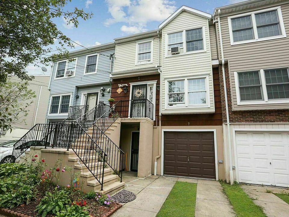 1st image of 651 Minnieford Ave