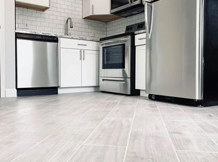 404 Abbyshire Rd, Akron, OH 44319