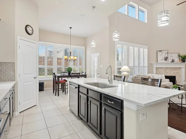 2432 Lakebend Dr, Little Elm, TX 75068