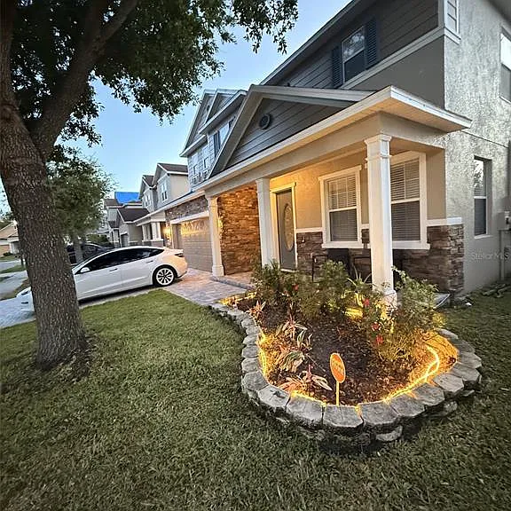 10030 Stratford Pointe Ave — Photo 2