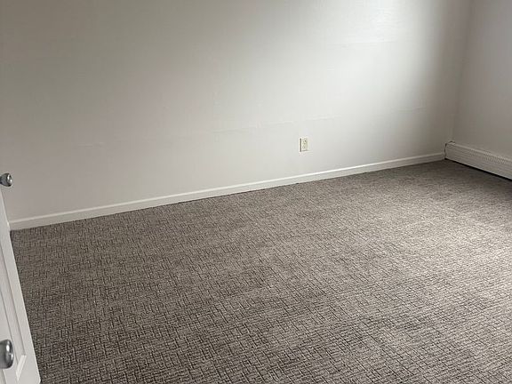 4th image of 34 Carter Cir #2
