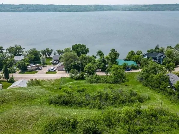 40 Lakeshore DRIVE, Kannata Valley, SK S0G 4L0
