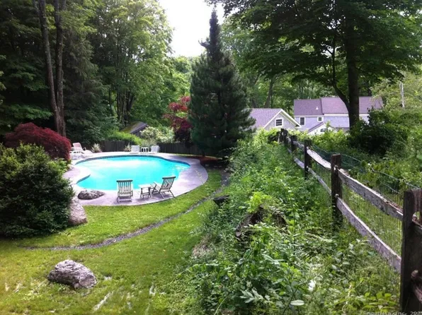 168 Long Ridge Rd, Danbury, CT 06810