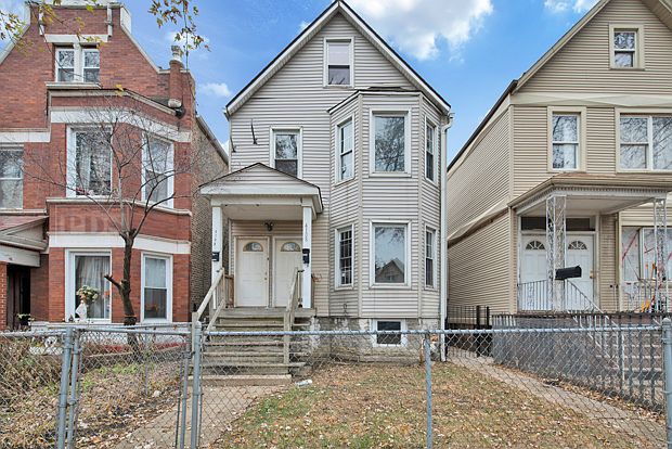 1st image of 4108 W 25th Pl