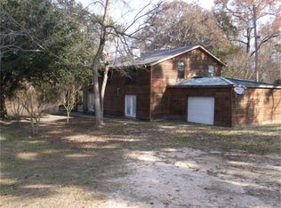 680 Phillips Rd, Onalaska, TX 77360