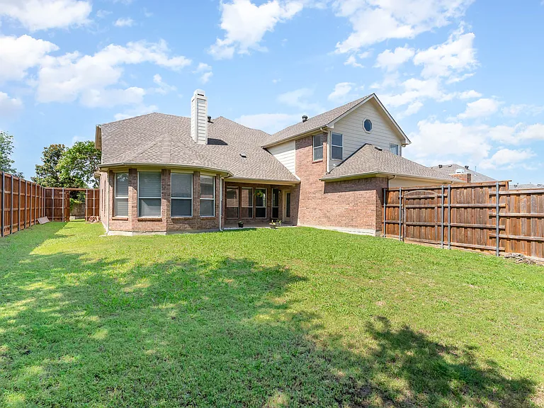 2940 Hagen Dr — Photo 19