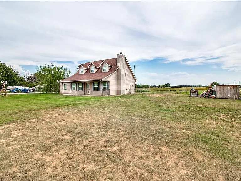 3330 FM 2931 — Photo 10