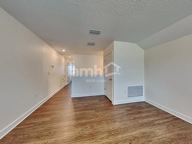 341 Pine Terrace Dr — Photo 8