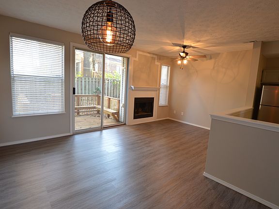 4th image of 3201 Oceanline East Dr