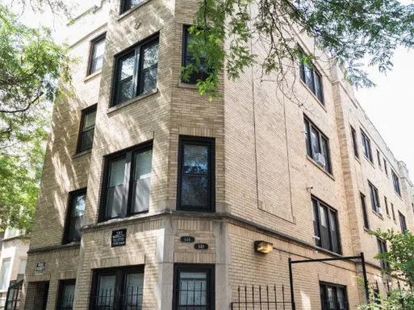 646 W Roscoe St, Chicago, IL