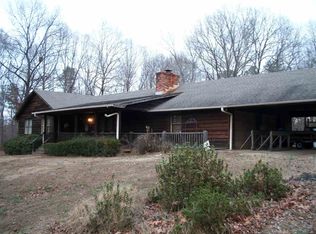 610 Waters Rd, Cowpens, SC 29330