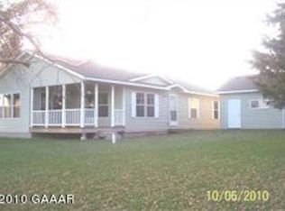 1559 N Ketelle Dr, Osakis, MN 56360