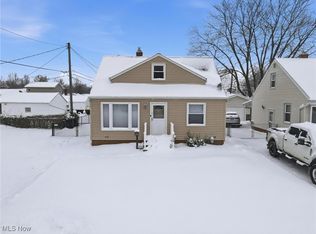 32118 Pendley Rd, Eastlake, OH 44095