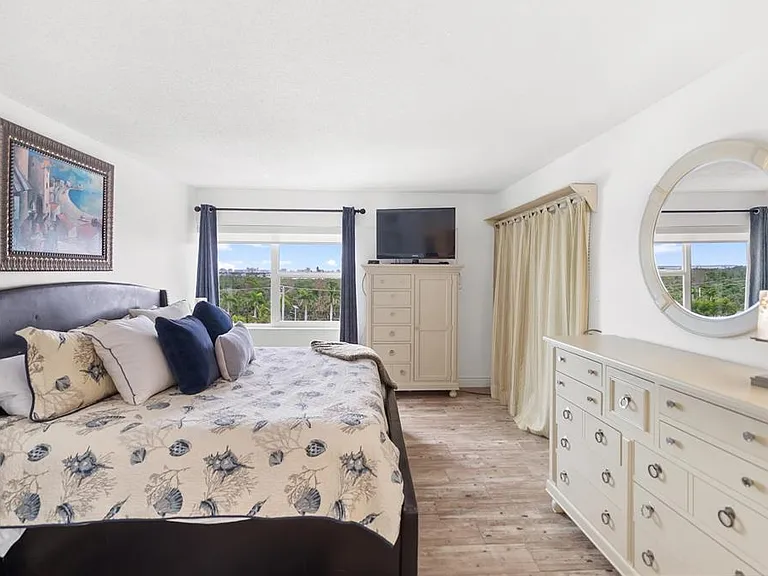 1750 Benjamin Franklin Dr #6G — Photo 26