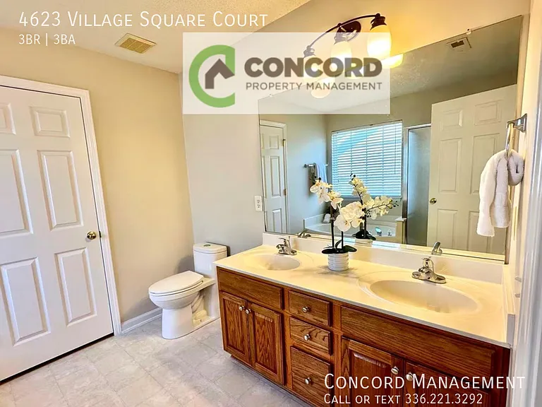 4623 Village Square Ct — Photo 19
