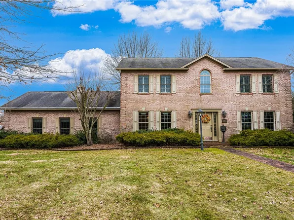 1 Sterling Ave, Masontown, PA 15461