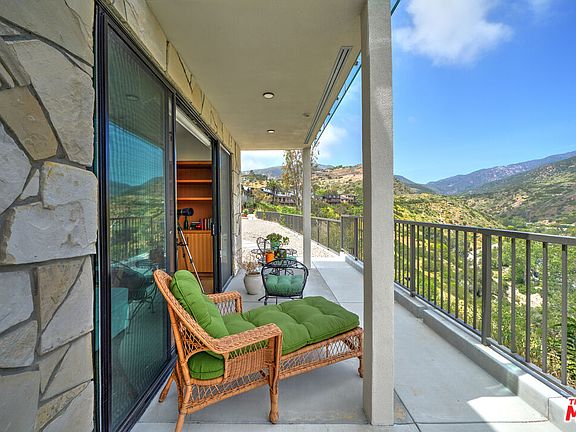 5th image of 6208 Tapia Dr APT B