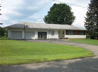 447 Air Shaft Rd, Rices Landing, PA 15357