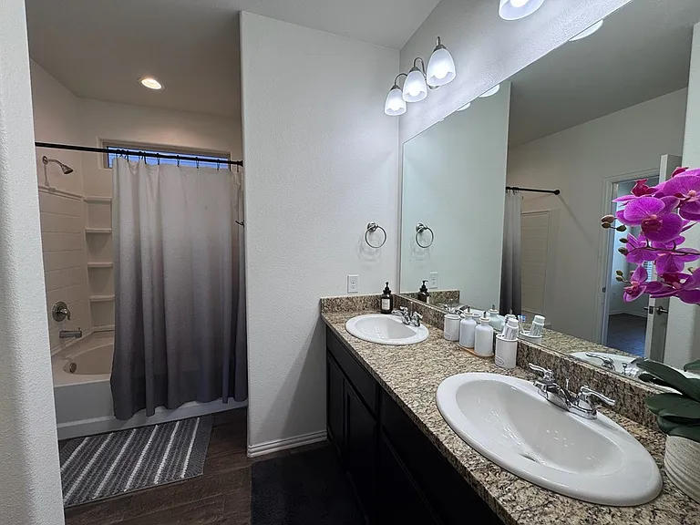 1710 Wrigley Dr — Photo 14