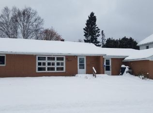 211 N Iroquois St, Laurium, MI 49913