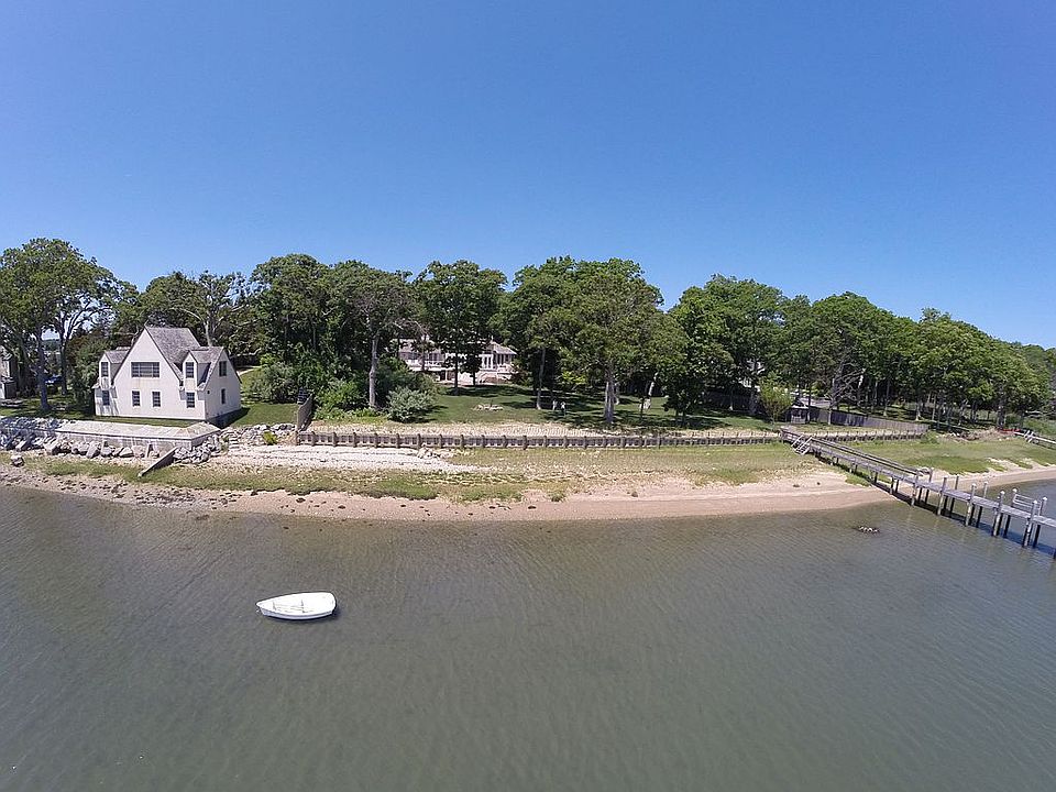 1st image of 4 Little Ram Island Dr