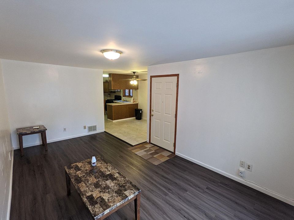 living room - view 01