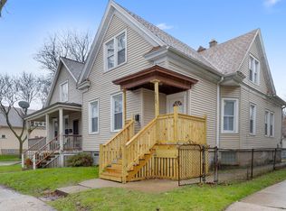 405 N 41st St, Milwaukee, WI 53208