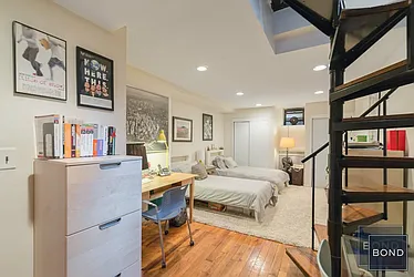 Rented by Bond New York