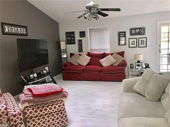 4th image of 2620 Black Oak Dr