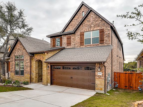 3rd image of 15521 Cinca Terra Dr