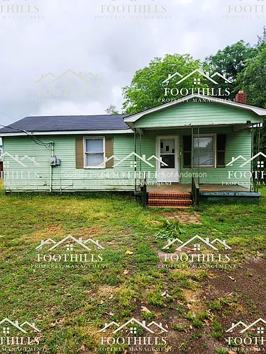 213 Fretwell Dr Photo 1