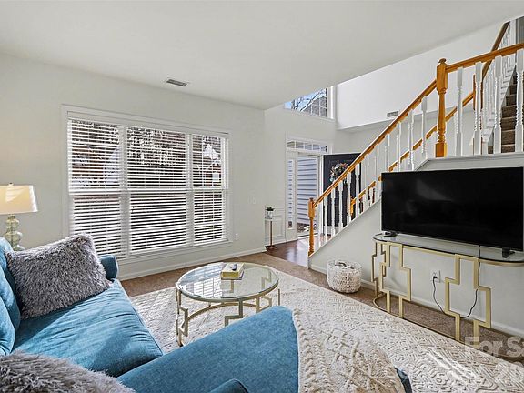 4th image of 8519 Brentfield Rd