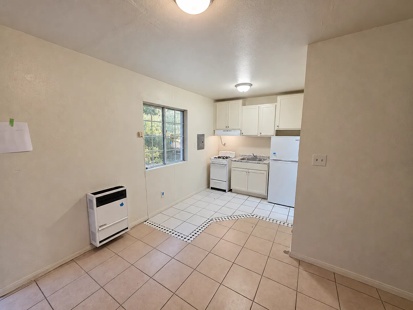 Studio, 450 sqft, $1,495 — Photo 4
