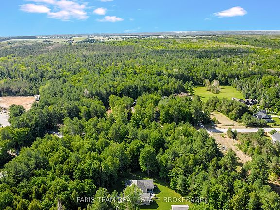 5th image of 37 Marni Ln