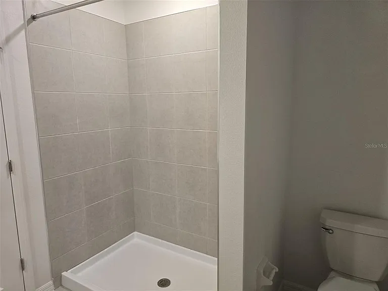 11962 Brae Way — Photo 32