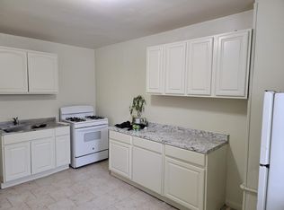 398 E 201st St, Bronx, NY 10458