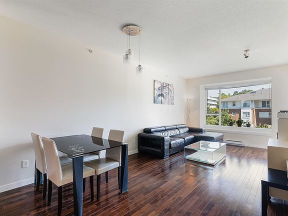 4th image of 4728 Dawson St #411
