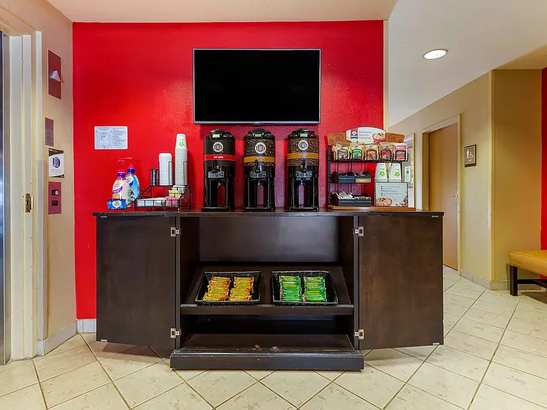 Free Grab-and-Go Breakfast