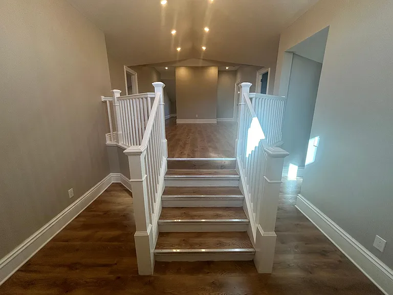 3805 Franklin Blvd #301 — Photo 6