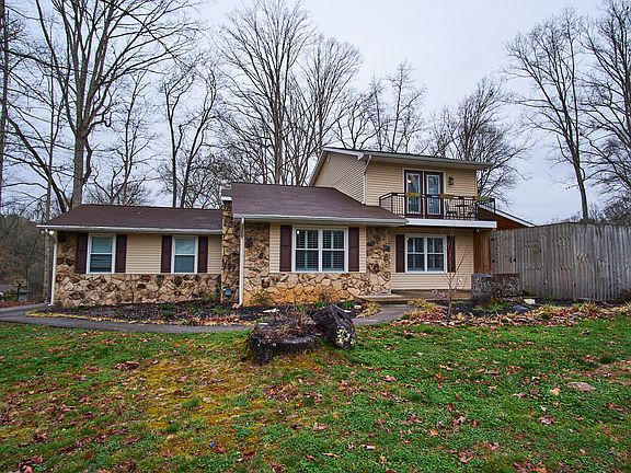 3rd image of 1508 Lakeshire Dr