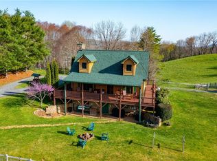 434 Sunny Ln, Crumpler, NC 28617